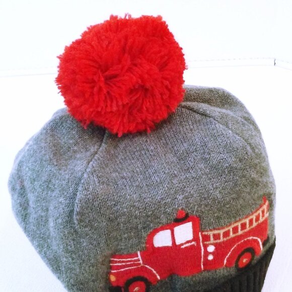 NWT 2016 Gymboree Knit Beanie Cap Unisex Boy 12-24mos Firetruck PomPom Cotton - Picture 4 of 13